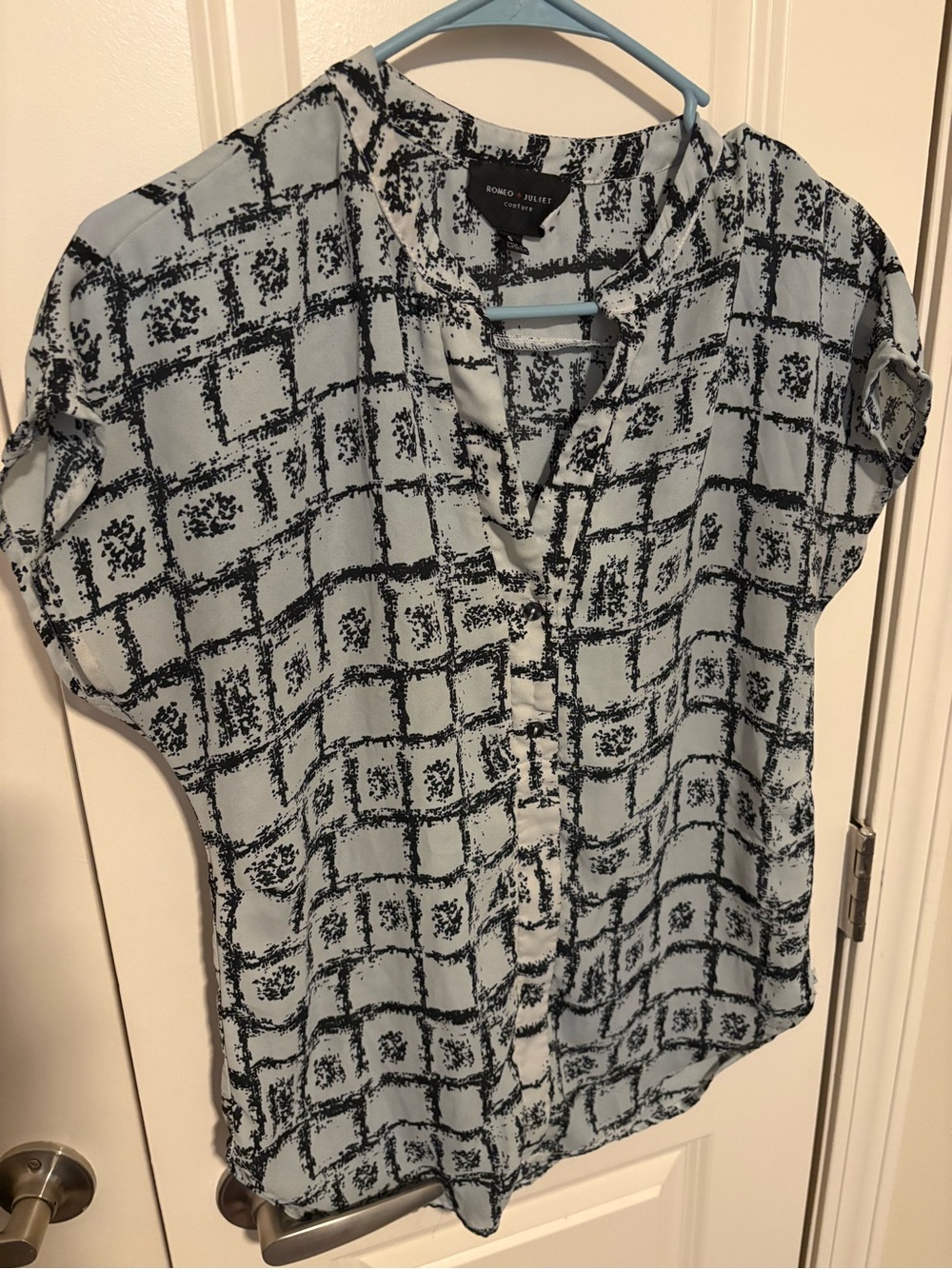 Light Grey Grid Print Button-Front Women's Top